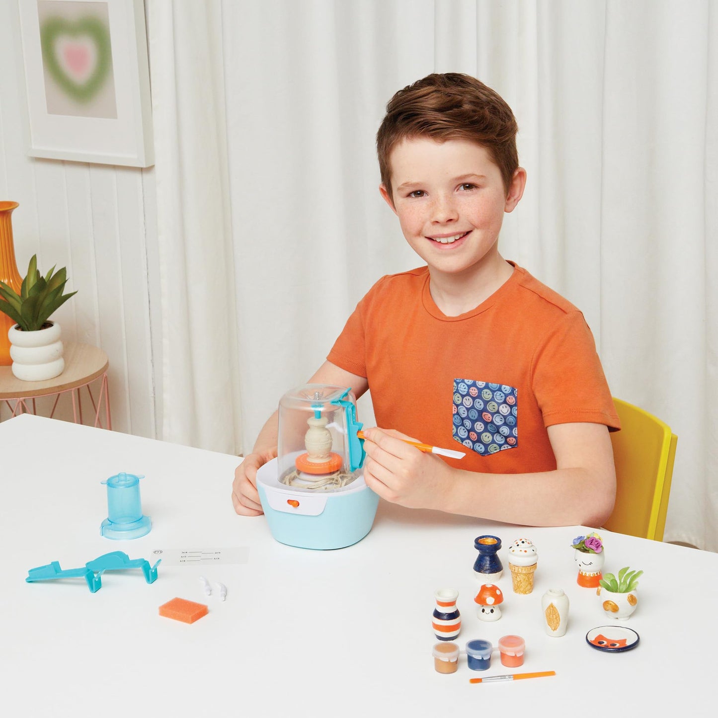 Make It Real Mini Pottery Studio - 26-Piece DIY Pottery Kit with Mess-Free Air Dry Clay - Create 10 Miniature Projects, Beginner to Master Levels - Innovative Centering Tool - Great for Kids Ages 8