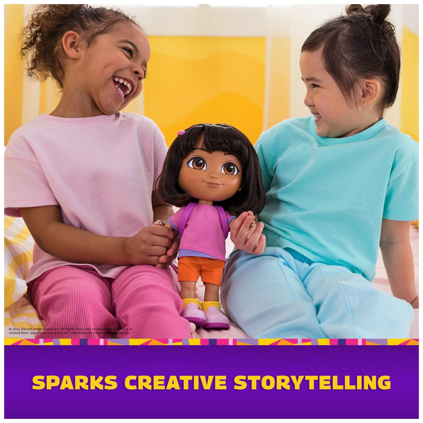 Dora, Sing & Explore Dora Doll with Music, Sound Effects, Bilingual Phrases, Doll Clothes & Accessories, Kids Toys for Girls & Boys Ages 3 and Up
