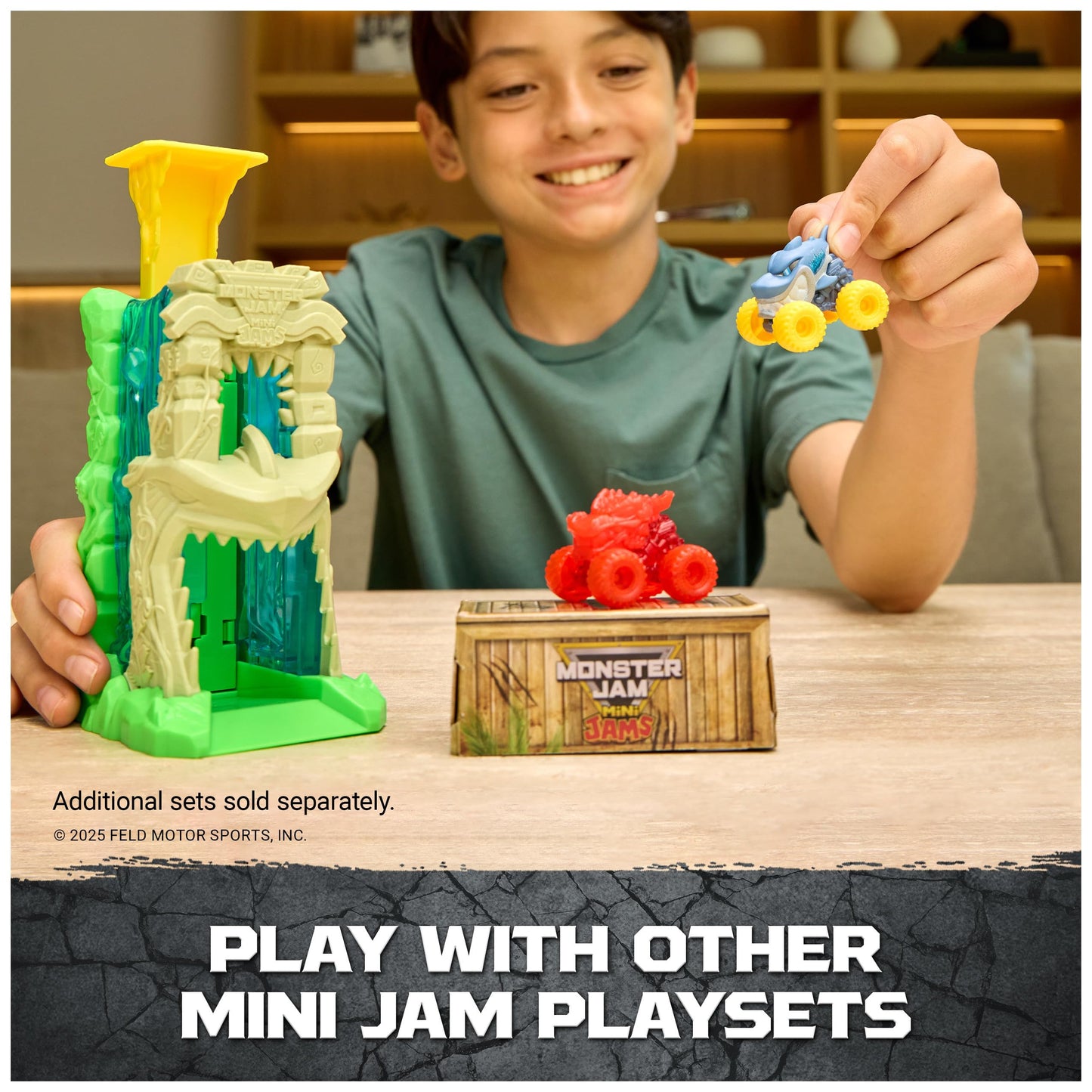Monster Jam Mini Cobra Booster Playset