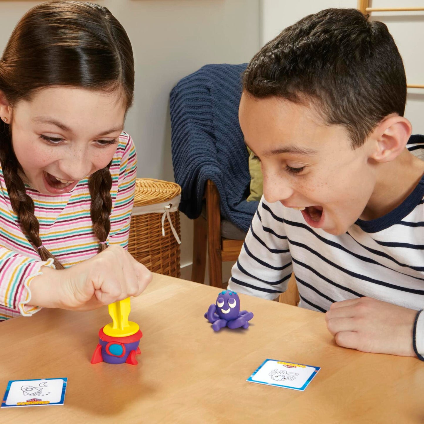 Play-Doh Squished Creative Challenge Set with 4 Activities for Kids 5 Years and Up, 30 Challenge Cards, Mega Can with 8 Modeling Compound Colors